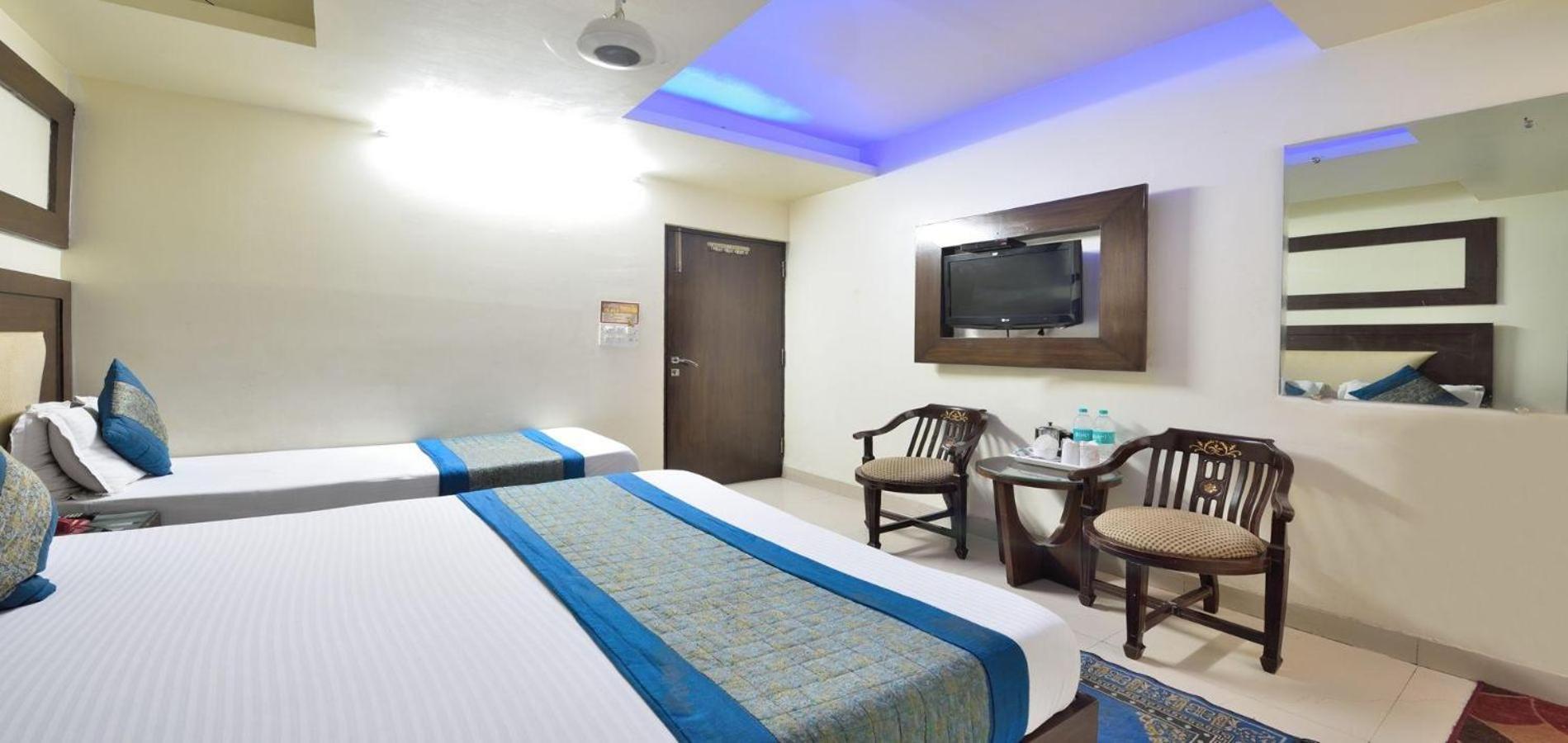 Hotel Sai International New Delhi Ngoại thất bức ảnh